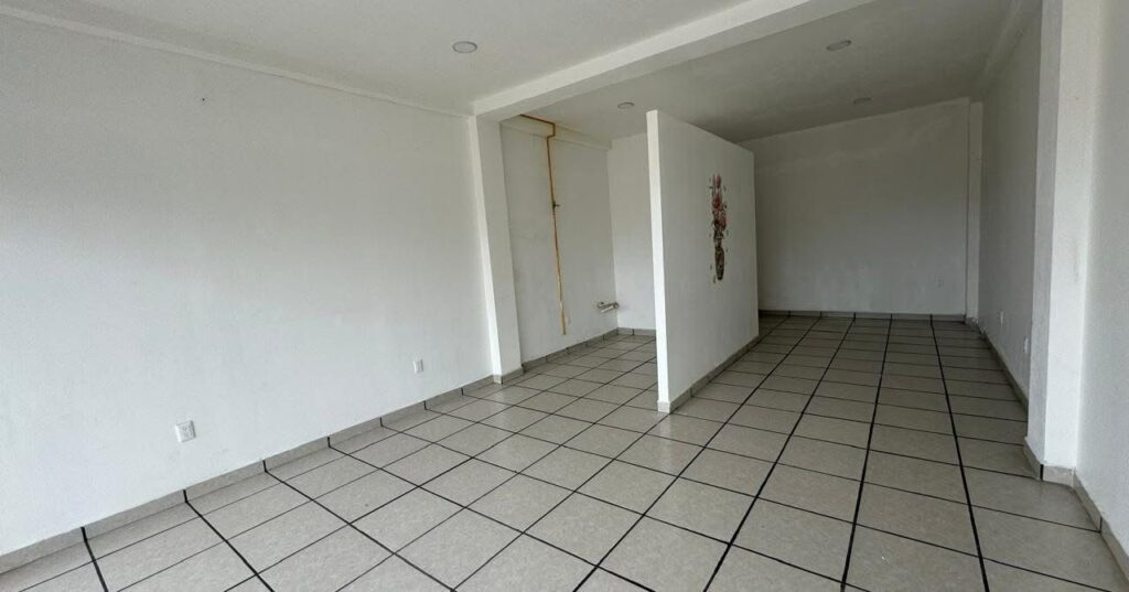 Local Plaza Juventud (3)