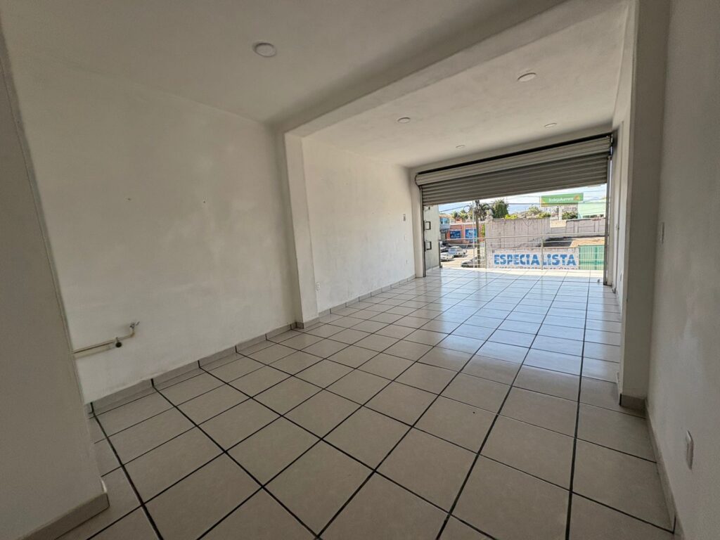 Local Plaza Juventud M2 (5)