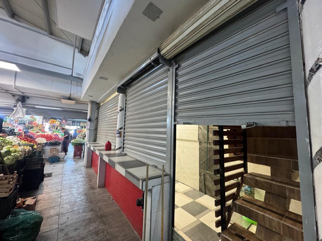 LOCAL MERCADO (4)